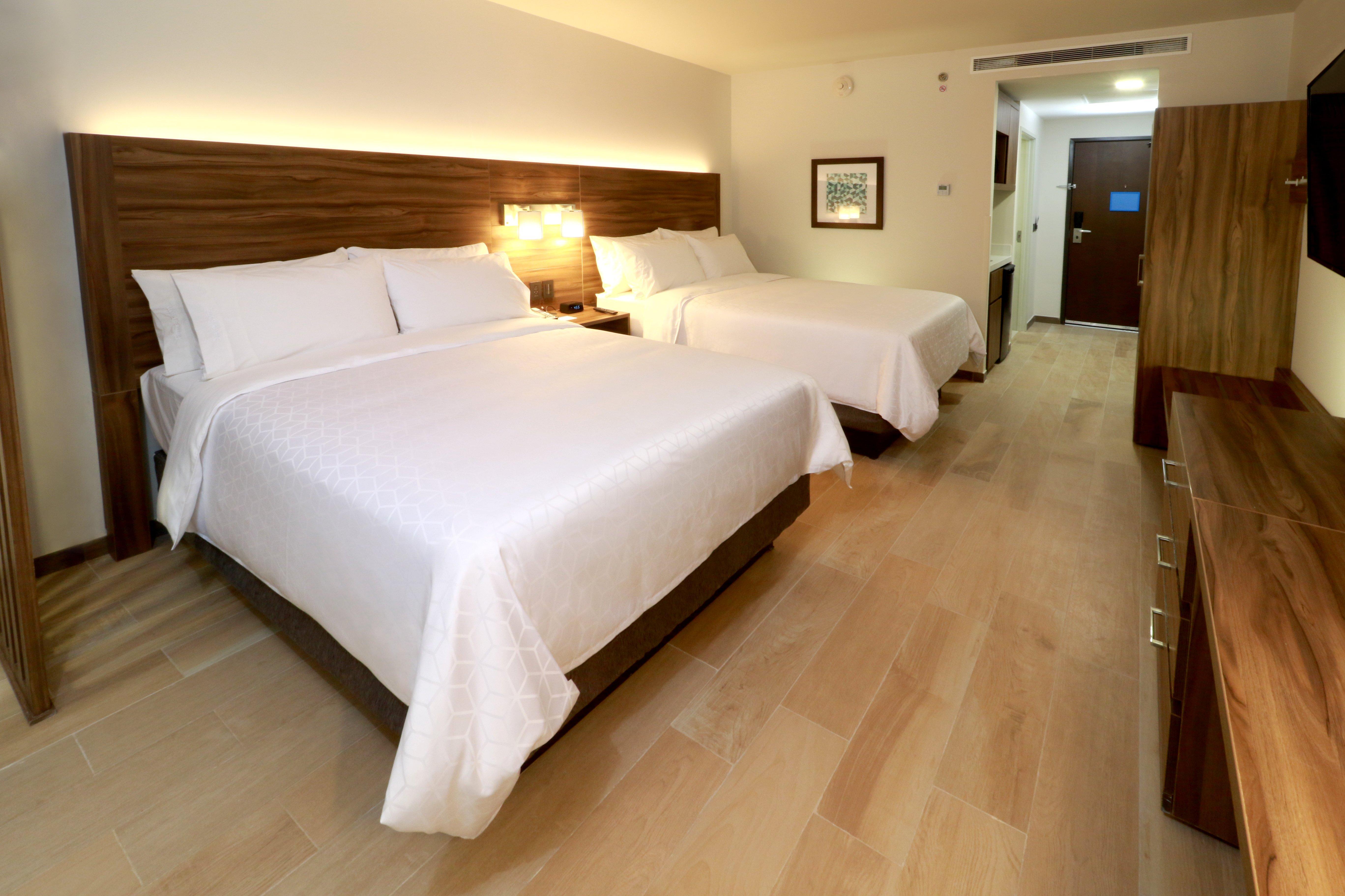 Holiday Inn Express & Suites - Playa Del Carmen, An Ihg Hotel Екстер'єр фото